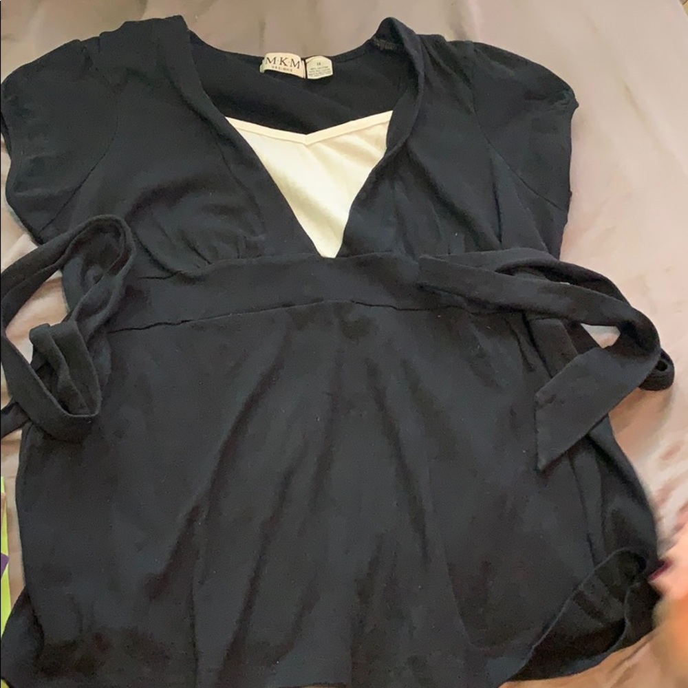 MKM tie in the back shirt